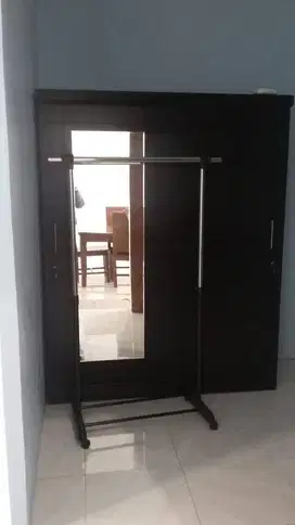 LEMARI PAKAIAN 2 Pintu