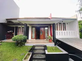 Rumah Bagus Siap Huni di Komplek Setra Duta Bandung