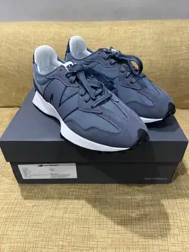 New Balance 327 BNIB