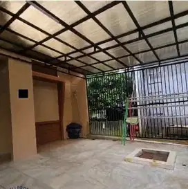 Dijual rumah rapih di Legenda Wisata