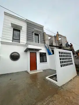 Rumah 2 lantai harga 1 lantai didepok.ede