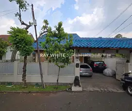 Dijual Rumah Lama di Jl Indojati I Pesanggrahan Bintaro