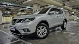 DP RENDAH - Nissan X-Trail 2.0 Bensin-AT 2016