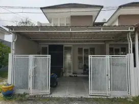 Jual rumah regency