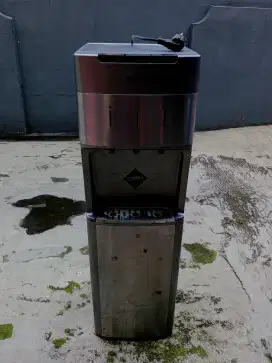 Dispenser Sanken