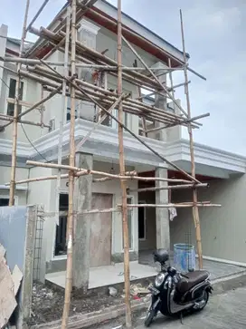 Rumah Baru Proses Finishing 2lantai Gawanan Colomadu