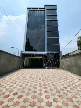 Gedung baru siap huni strategis di Cawang Jakarta Timur
