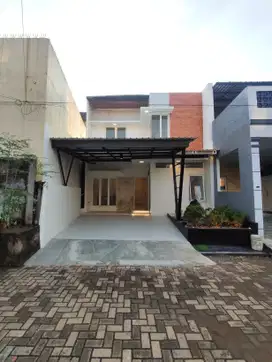 Rumah 2 Lantai Cantik Modern Murah di Kranggan Cibubur Jatisampurna