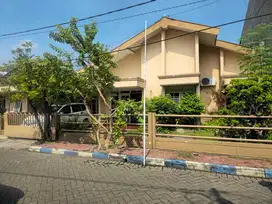 Dijual rumah Tengah kota