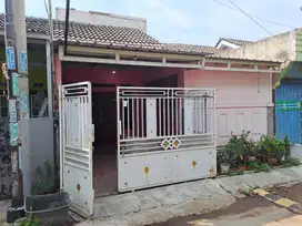 DIJUAL RUMAH DI RUMAH DI JALAN BARU KARAWANG TIMUR