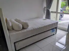 Rumah di Kota Baru Parahyangan, Asri Minimalis Tatar Naganingrum