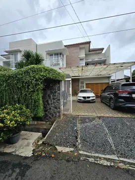 Rumah siap huni di komplek jati rawamangun jakarta timur