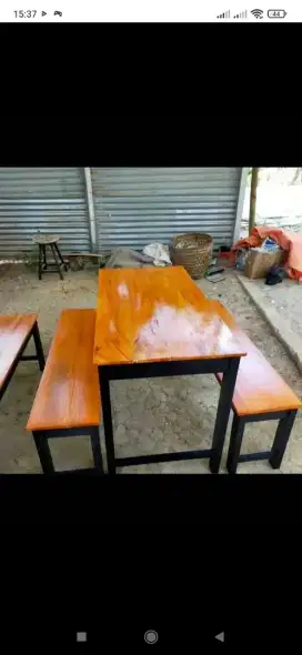 Meja set warmindo