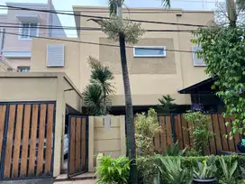 Dijual Rumah Tropis ada Swimming Pool di Bintaro Sektor 3A FM- 13244