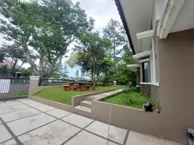 Rumah Hoek Mewah di Bandung Tempoe Doeloe Kota Baru Parahyangan