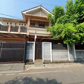 Rumah siap huni di komplek pondok kelapa jakarta timur