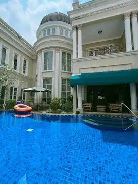 Di Jual Rumah mewah full furnish di Komplek Duren sawit Jakarta Timur