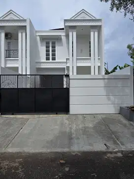 Rumah baru di area duren sawit Jakarta timur