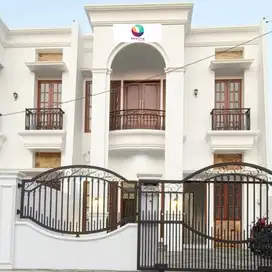 dijual rumah baru harga 3 M an dekat toll di duren sawit Jakarta timur