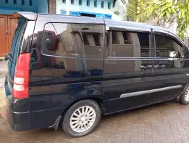 Nisan serena CT 2012 surat2 komplit pajak aktif mesin halus irit pol
