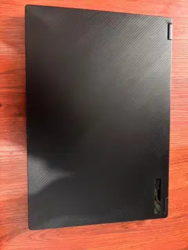 Laptop ROG Flow X16