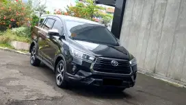 INNOVA VENTURER 2.4 AT HITAM DIESEL 2022