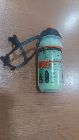 BOTTLE CAGE Rechts bottle 0.51 barang baru gress