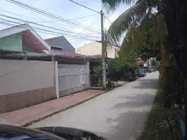 Rumah Luas Dekat Area Bintaro, Tangerang Selatan