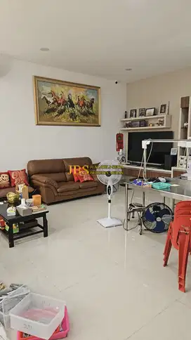 Jual Villa Furnished di Komplek Mutiara Residence Jalan Mutiara 5