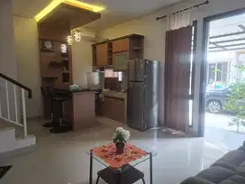 WTL / Disewakan Rumah Full Furnished Siap Huni di The Mozia Amarine