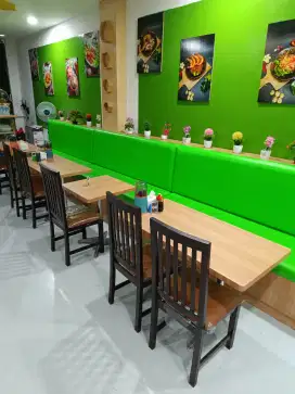 Sofa panjang cafe