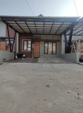 Kanopi baja ringan