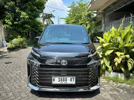 Km.21rb - NEW VOXY 2023 HITAM MATIC