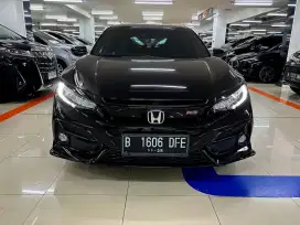 Honda civic HB rs turbo 2021 hitam tgn 1 apik