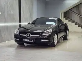 ODO 22RB MERCY SLK200 2011 LIKE NEW