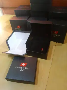 Box kotak jam tangan swiss army