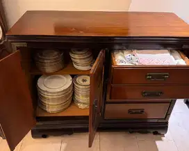 Lemari Buffet Oriental Style