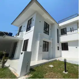 dijual rumah hook siap huni di kotawisata ada rooftop