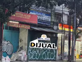 Dijual Cepat Tempat Usaha 3 Lantai di Jalan Raya Serpong
