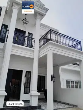 TURUN HARGA! RUMAH MODERN CLASSIC 2,5 LANTAI DENGAN ROOFTOP