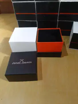 Box kotak jam tangan jonas jasmin