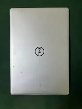 Laptop Dell Inspiron 5570