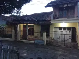 Jual Cepat Rumah 2 Lantai, Rp. 750,000,000 - NEGO