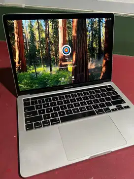 Macbook Pro 2020 13 inch i5