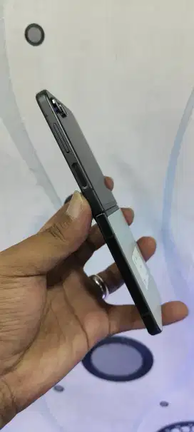 Samsung Z flip 5 512GB god