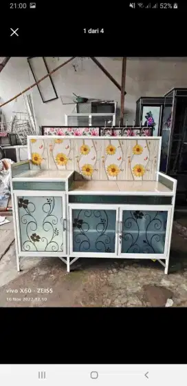 Meja kompor dan rak piring manis