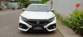 HONDA CIVIC E HATCHBACK 2018 ANTIK ISTIMEWA JARANG ADA