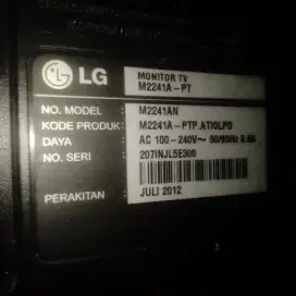 Layar TV LCD 22 minus polarize kerut