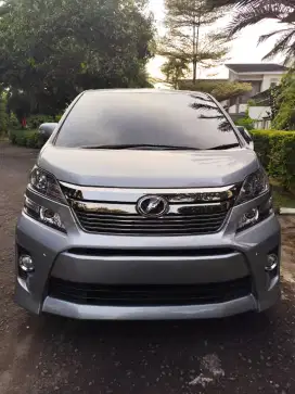 Toyota Vellfire ZG 2.4 AT 2012 (Pemakaian 2013) Warna Rare