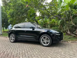 JUAL PORSCHE MACAN GOOD CONDITION